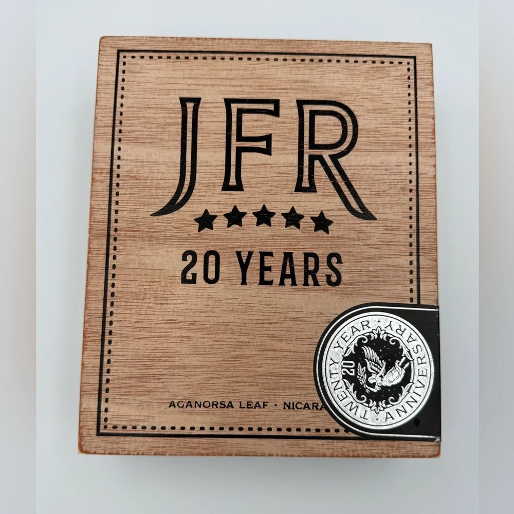 JFR 20 Years Titan Empty Wood Cigar Box 7